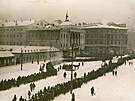 Poheb V. I. Lenina v Moskv (leden 1924)