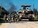 Izraeltí vojáci operují v Pásmu Gazy uprosted probíhajícího konfliktu mezi...