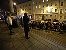 Lidé demonstrovali ped Krajským soudem v Brn proti kontroverzního rozsudku za...