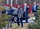 Prezident zavítal také do sídla Letecké záchranné sluby v Líních u Plzn....