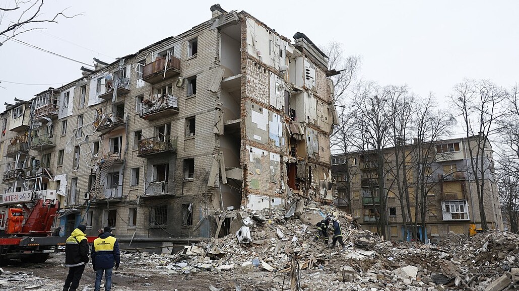 Ruská raketa zasáhla obytnou budovu v Charkov. (24. ledna 2024)