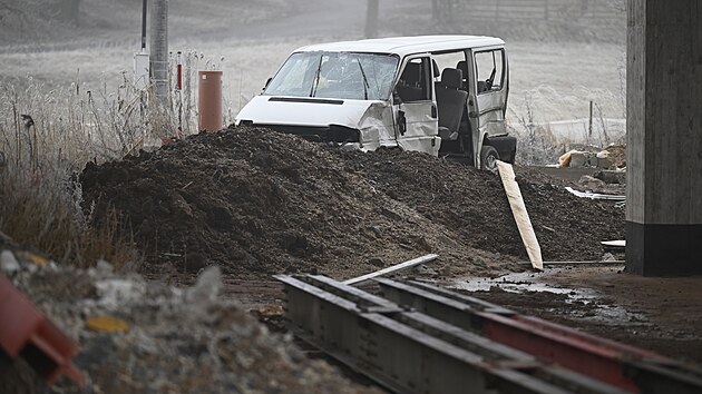 U Krup na Rakovnicku po pdu dodvky z rozestavnho mostu zemeli dva lid. (29. ledna 2024)