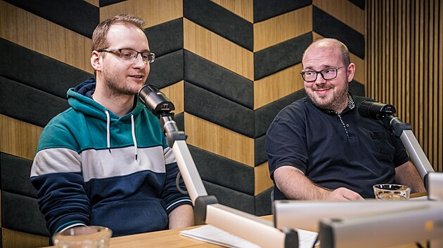 Host poadu Rozstel Vclav Nvlt, reportr Technetu (vpravo) a Ondej Martin, redaktor Mobil.iDNES.cz.