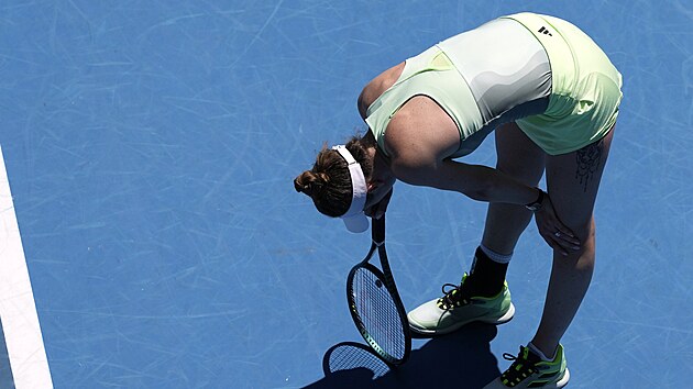 Ukrajinka Elina Svitolinov se v osmifinle Australian Open zranila.