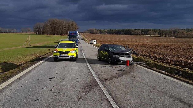 U Vran�na, na hlavn�m tahu z �esk�ch Bud�jovic do Jind�ichova Hradce, se srazila t�i osobn� auta.