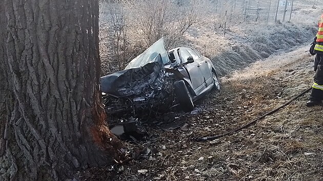 Tragická nehoda na Olomoucku, pi které zemel idi osobního automobilu po...