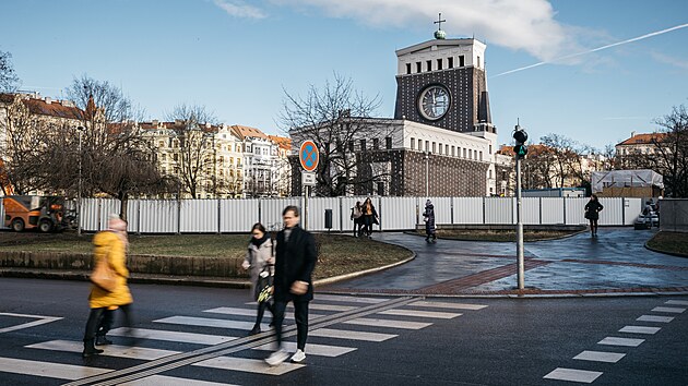 Rekonstrukce n�m�st� Ji��ho z Pod�brad za�ala. (24. ledna 2024)