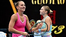Ukrajinská tenistka Marta Kosuková se raduje po výhe nad ruskou soupekou...