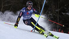 védský lya Kristoffer Jakobsen bhem prvního kola slalomu Svtového poháru v...