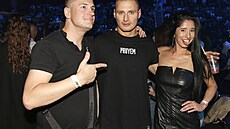 Proti Lady Dee se postaví Nikola Lauberová, i ona je tvá�í z pornobyznysu.