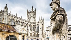 Bath: �íman�v dohled