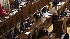 Poslanci po esti dnech dokonili první kolo jednání o monosti korespondenní...