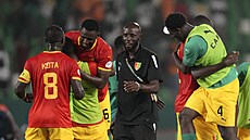 Guinejí fotbalisté slaví vítzství nad Gambií na Africkém poháru národ v...