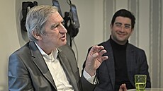 Zleva �editel festivalu Ji�í �tilec a dirigent Marek �tilec na tiskové...