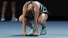 Linda Nosková se raduje z postupu do osmifinále Australian Open.