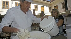 V pondlí slavnostn uvedli do provozu unikátní chlebovou pec v...