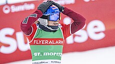 Jako by Eva Adamczyková nemohla uvit, e práv ovládla snowboardcross ve...