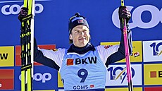 Norský b�ec na ly�ích Johannes Hoesflot Klaebo se raduje z vít�zství v závod�...