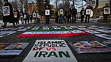 Protestní akce proti popravám v Íránu v kanadském Edmontonu (27. ledna 2024)
