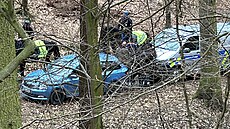 Pražská policie v Kunraticích pátrala po neznámém pachateli, který v lese...