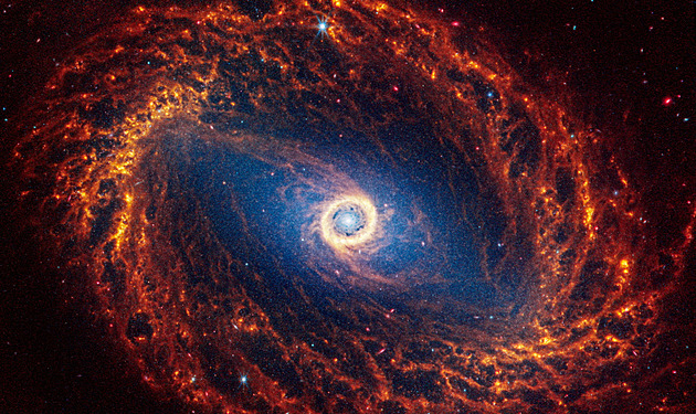 OBRAZEM: Strhující vesmírná podívaná. Webbův teleskop vyfotil spirální galaxie