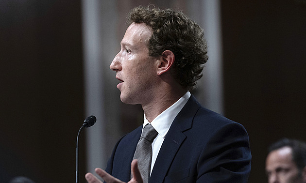 Zpověď mága Facebooku, poskoka politiků. Co ho přimělo, aby plnil jejich rozkazy?