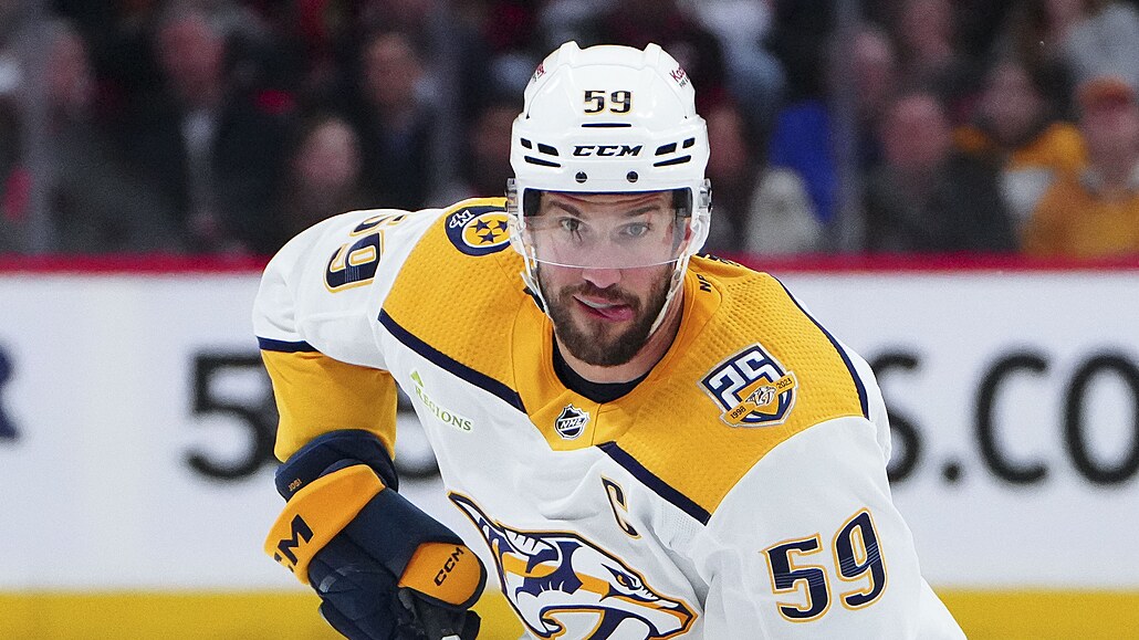 Roman Josi v dresu Nashville Predators