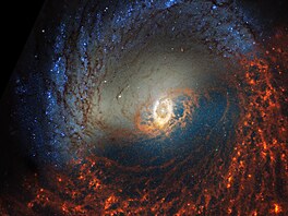 nasa spirální galaxie