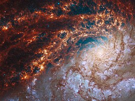 nasa spirální galaxie