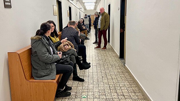 �alobci m�li u soudu hodn� podporovatel�. (30. ledna 2024)