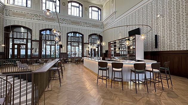 Z nat��en� 131. d�lu magaz�nu POZOR VLAK, Fantova budova