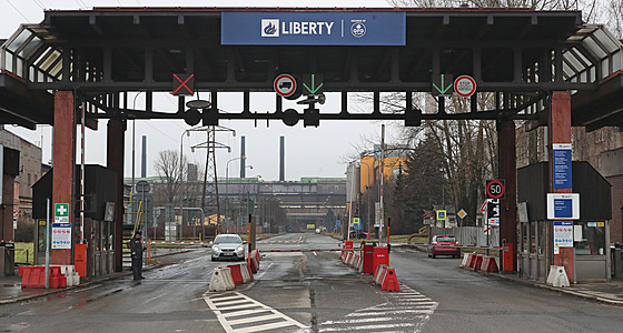 Hlavní brána do huti Liberty Ostrava, kde se 22. února uskutení velký...