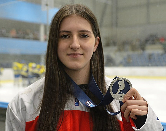 Hned p�i své první ú�asti na mistrovství sv�ta hrá�ek do 18 let si lede�ská...