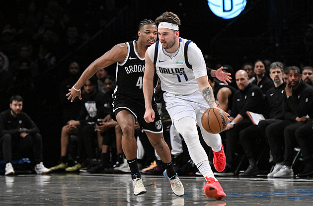 Irving s Dončičem dovedli v NBA Dallas k vítězství v hale Brooklynu