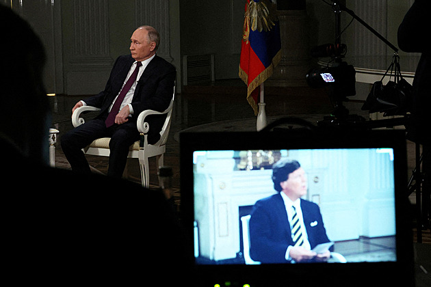 K monologu šéfa Kremlu. Kdo chce mít názor na show Carlson–Putin, má ji zhlédnout