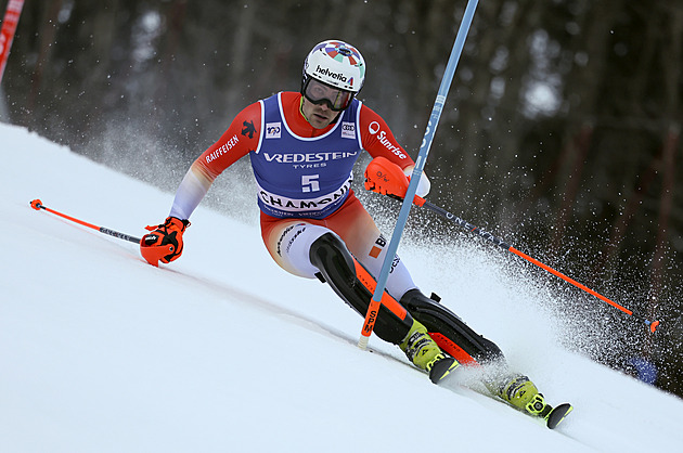 Ze třicátého místa až k vítězství. Slalomář Yule psal na SP v Chamonix historii