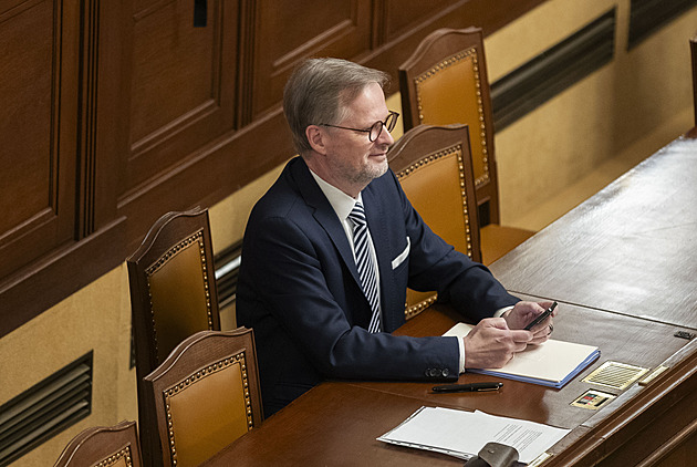 Zemědělci by po protestu mohli přijít o dvě miliardy navíc, pohrozil Fiala