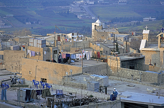 Izrael bombardoval syrské město Homs, cílil na kasárna a leteckou základnu