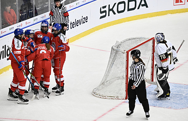 České hokejistky na úvod turnaje EHT v Liberci deklasovaly Němky