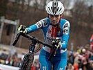 Juniorka Kateina Doudrová na trati cyklokrosového mistrovství svta v Táboe