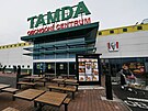 Obchodn centrum Tamda v steck tvrti Veboice.