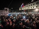 Slováci ped sídlem parlamentu protestovali proti vládní novele trestního...