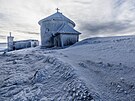 Rotundová kaple sv. Vavince na vrcholu Snky. (2. 2. 2024)