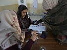 V Pákistánském mst Islámábád probíhají volby do parlamentu (8. února 2024)