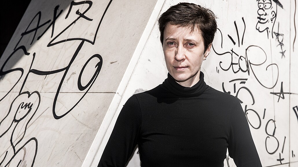 Zoja Guschlová. Absolventka pra�ské V�CHT a místop�edsedkyn� Asociace pro...