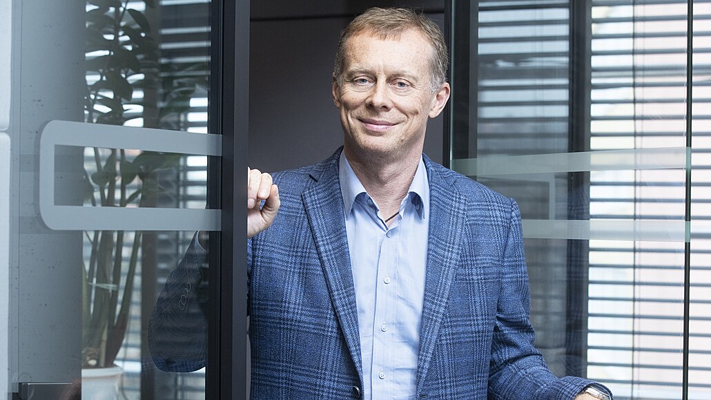 Jan Jaro�