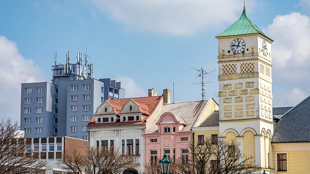 Karviná je statutární msto v okrese Karviná v Moravskoslezském kraji, na území...