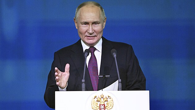 Rusk prezident Vladimir Putin hovo ve Sttnm kremelskm palci v Moskv. (8. nora 2024)