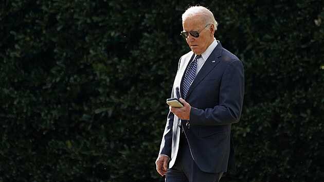 Americk prezident Joe Biden na pozemku Blho domu (8. nora 2024)