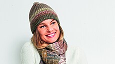 Píjemné tlumené barviky, decentní zdobení plus nezbytné tásn, tak to je...